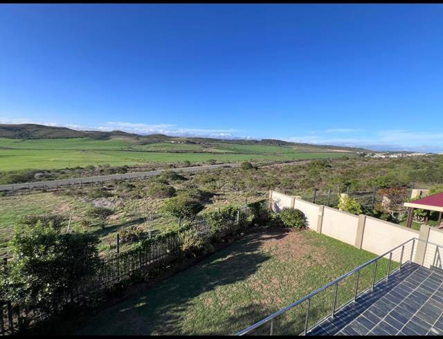 3 BEDROOM HOUSE FOR SALE IN REEBOK